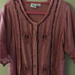 Women’s blouse